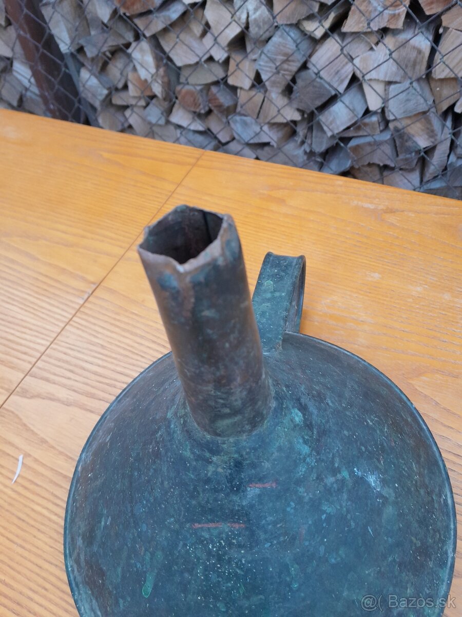 Predám veľký medený lievik - 5