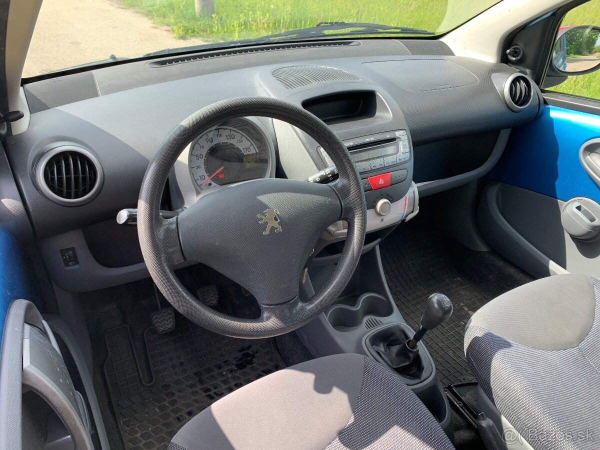 Peugeot 107 1.0 Benzín - 5