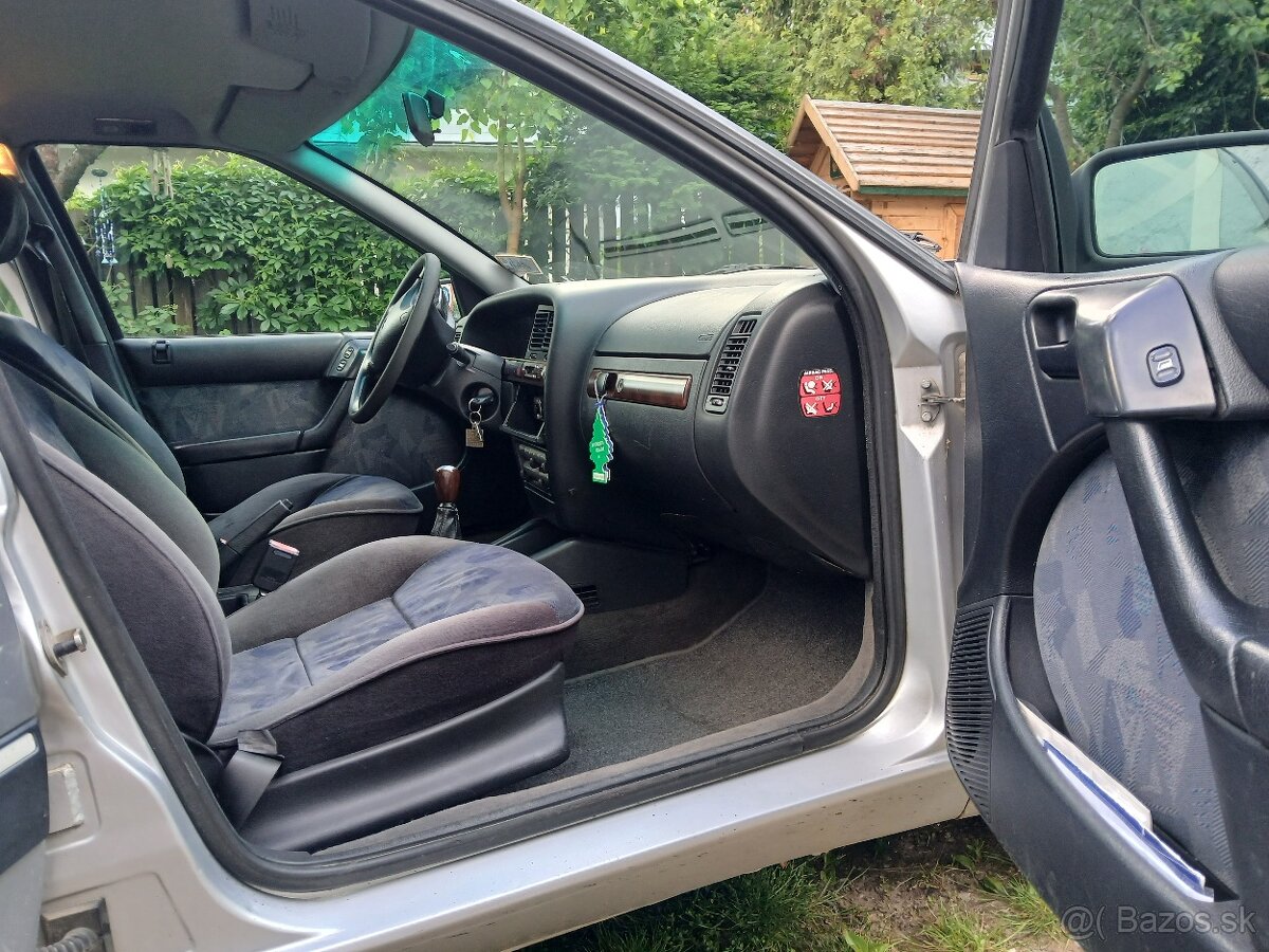 Citroen Xantia 2,0 HDI, 2001 - 5