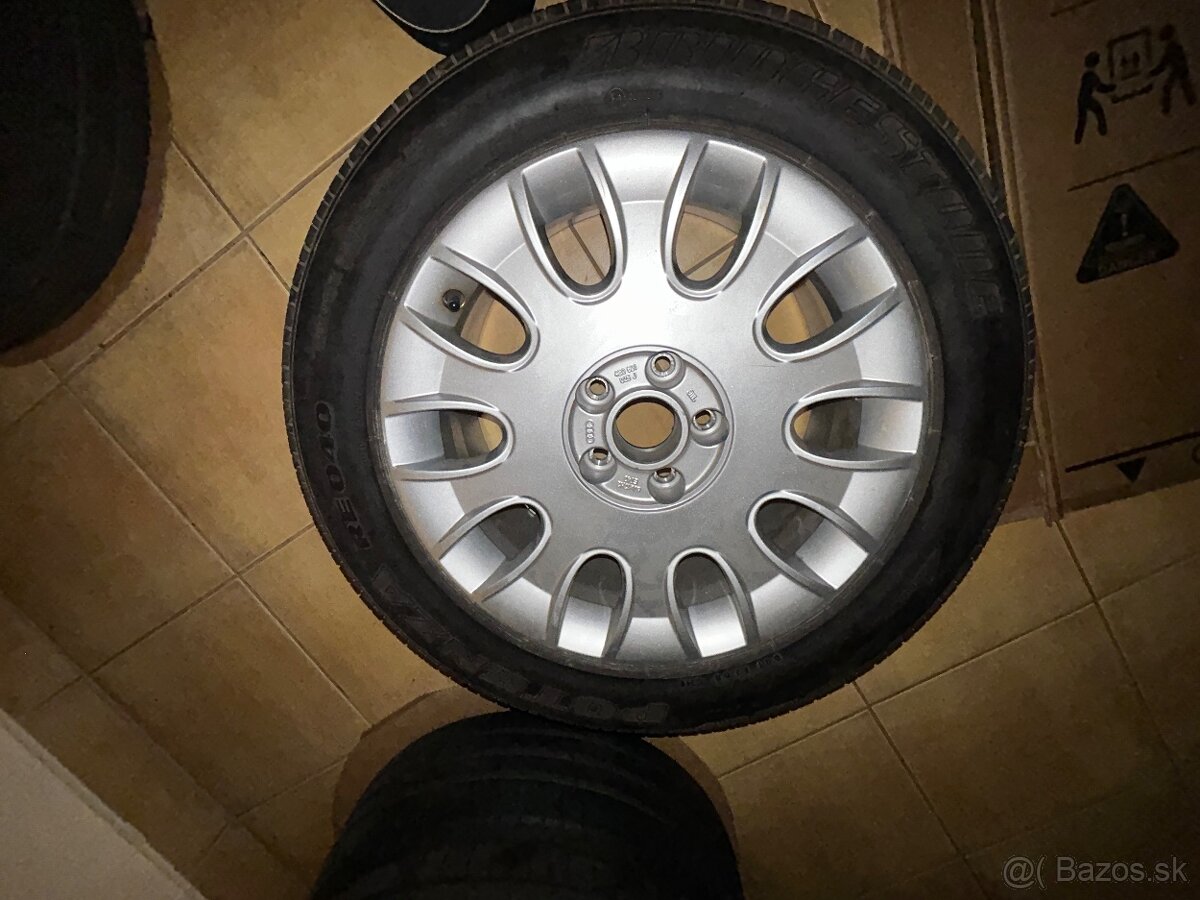 Rezerva Audi A8 - 5