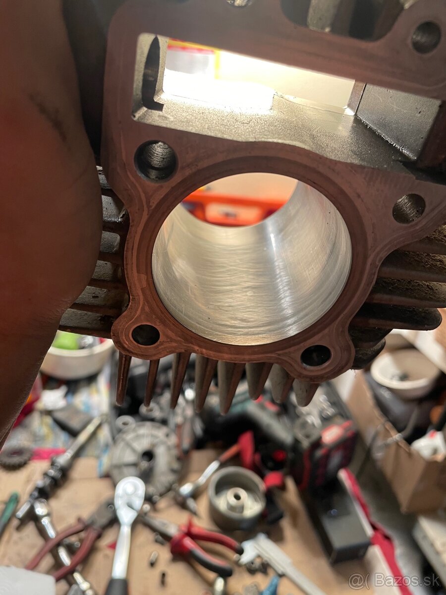 Stomp 160cm3 motor
