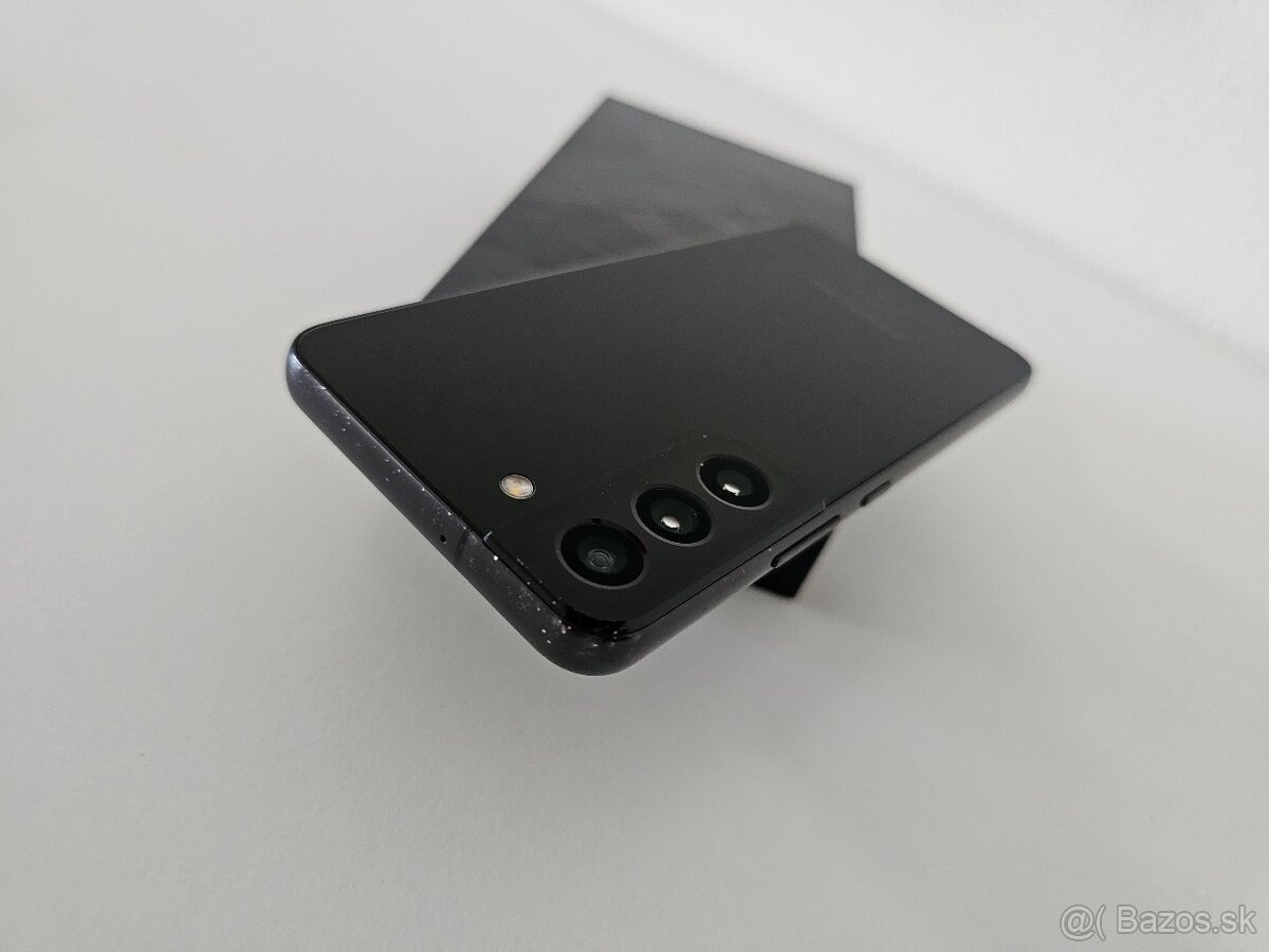 Samsung Galaxy S22 256GB - 5