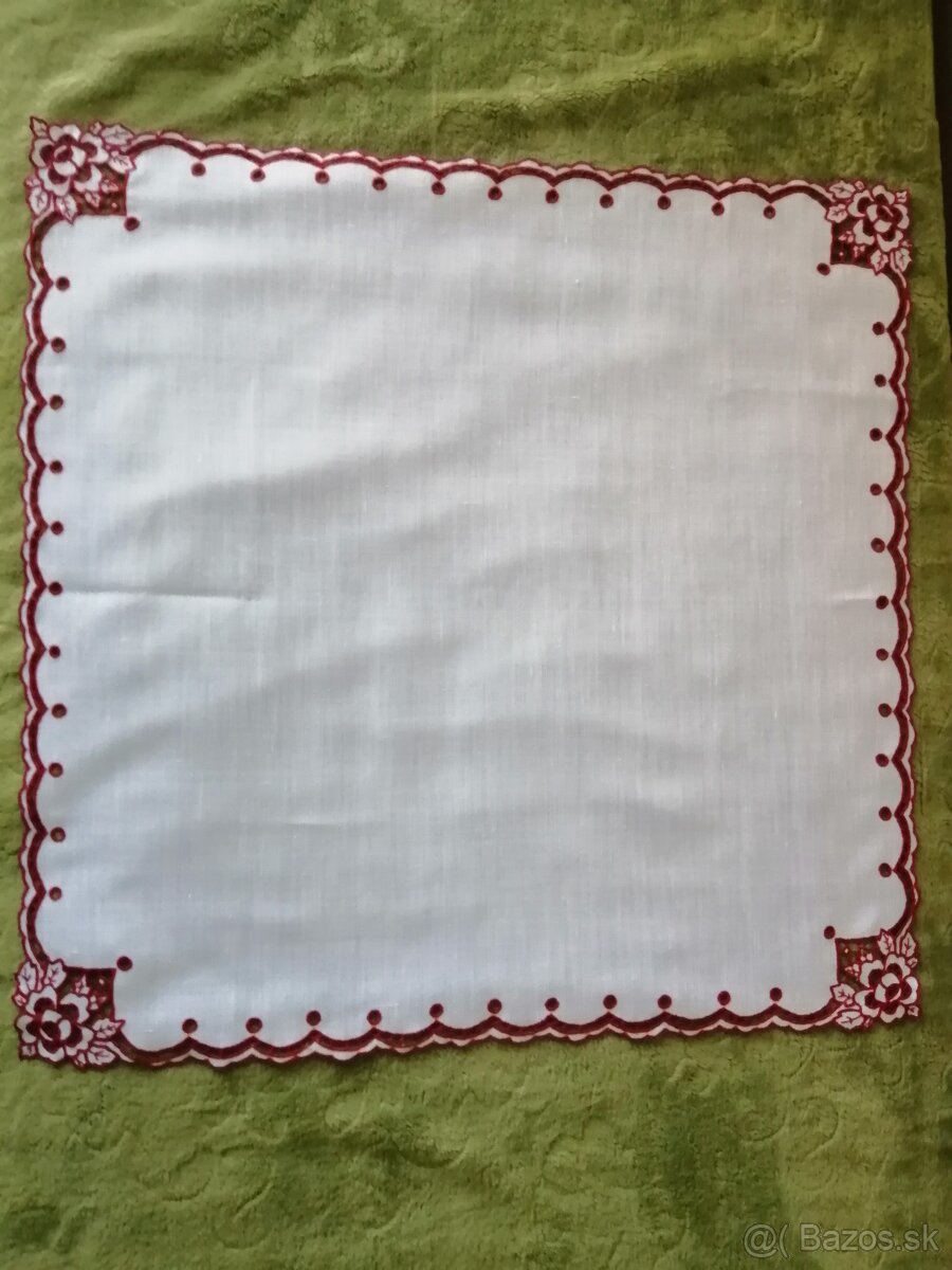 VYŠÍVANÉ DEČKY - 5