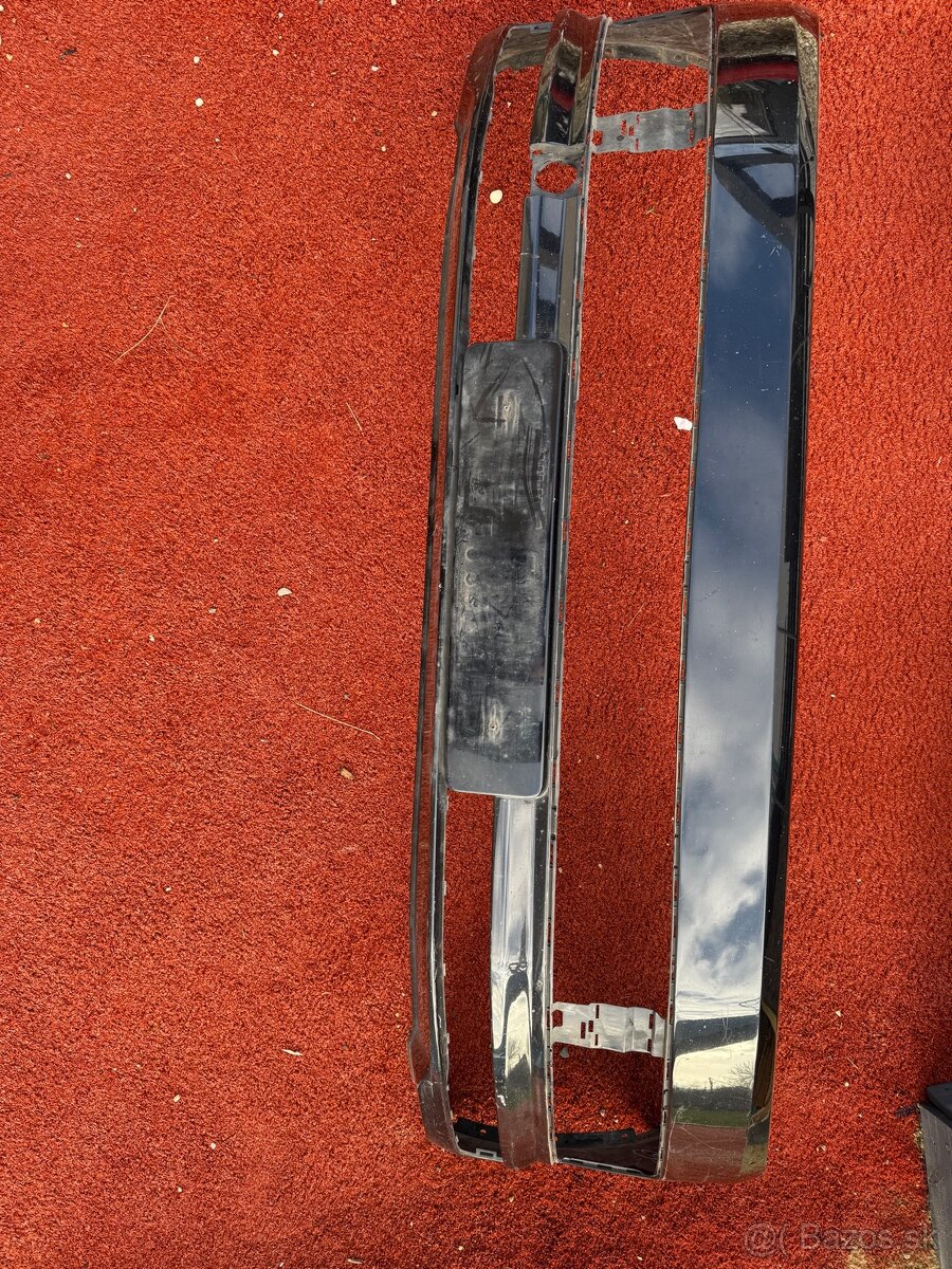 VW MULTIVAN CARAVELLE T6 15- PREDNÝ NÁRAZNÍK - 5