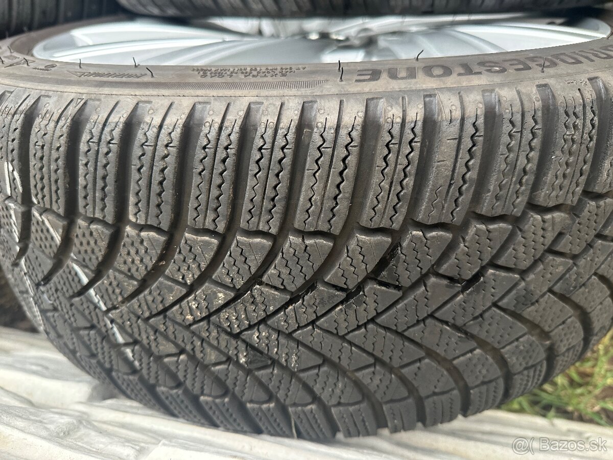 Volkswagen Golf 8 zimná sada R18 Bergamo - 5