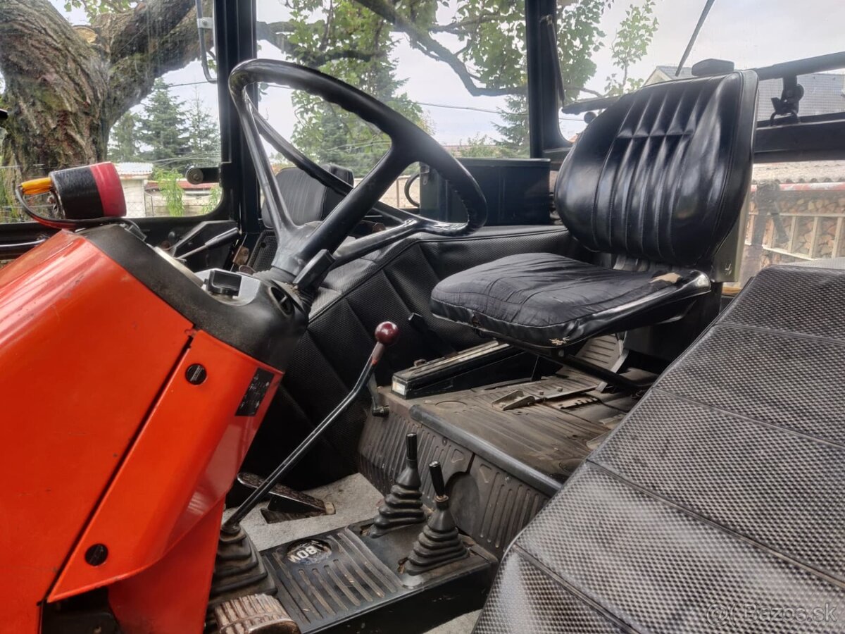 Zetor 5211 + vela prislusenstva - 5