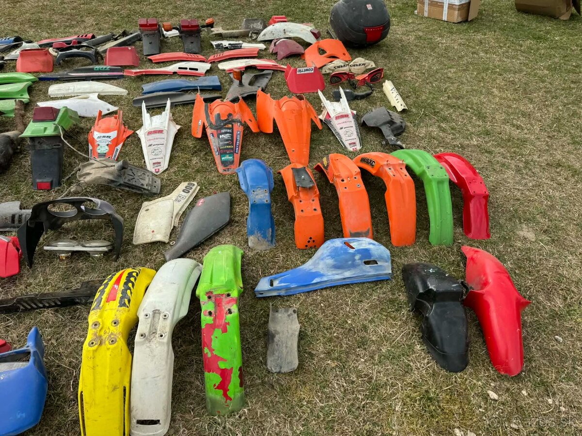 Predám plasty na moto - 5