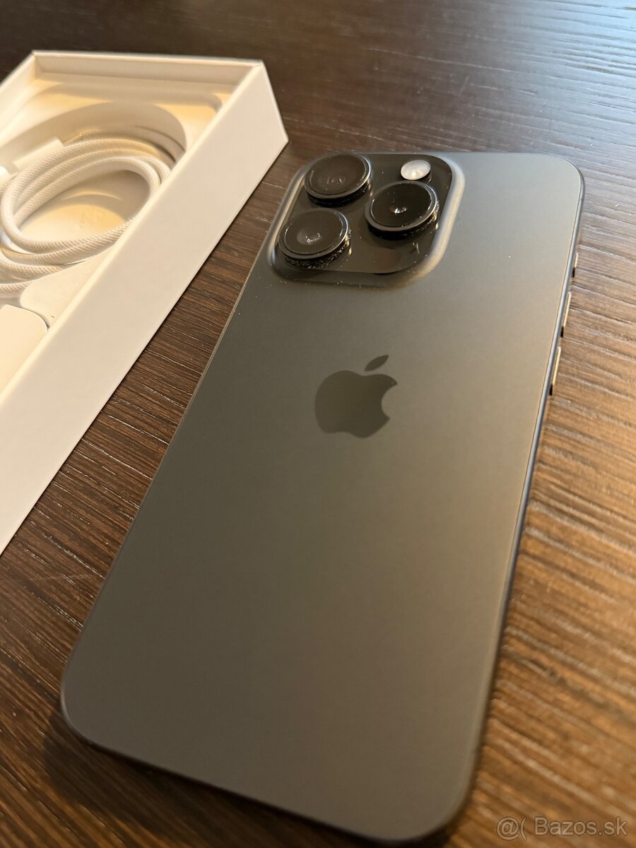 Predám Apple IPhone 15 Pro 256GB - 5