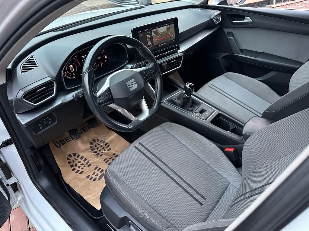 Leon ST (Combi) 2,0 TDI 110kw Virtual LED M6 - 5