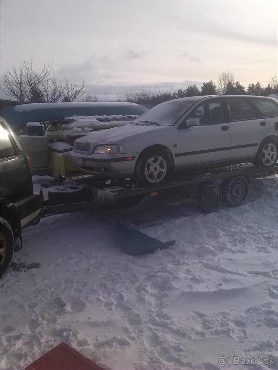 Rozpredam Volvo V40 a S40 - 5