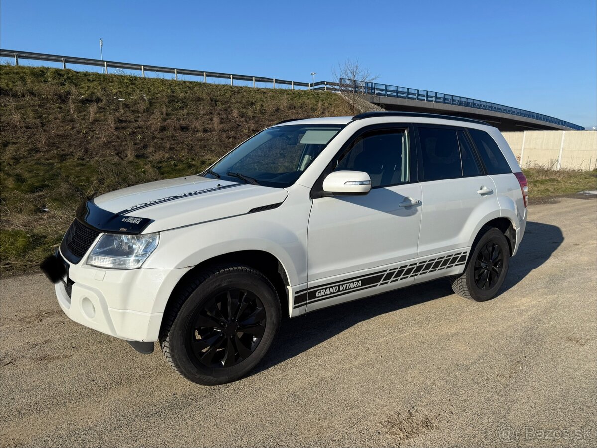 Suzuki Grand Vitara 2.4 - 5