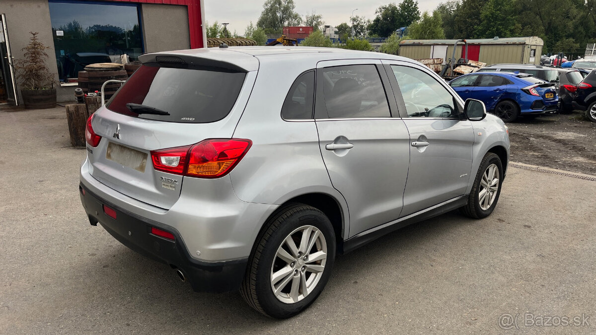 Mitsubishi ASX 1.8 D-ID 4N13 4x4 - 5