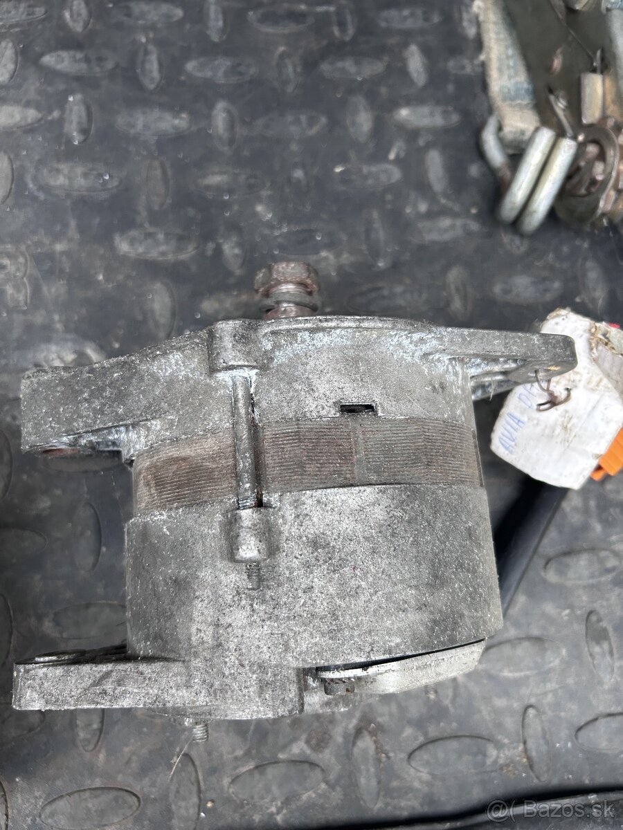 Avia daewo alternátor - 5