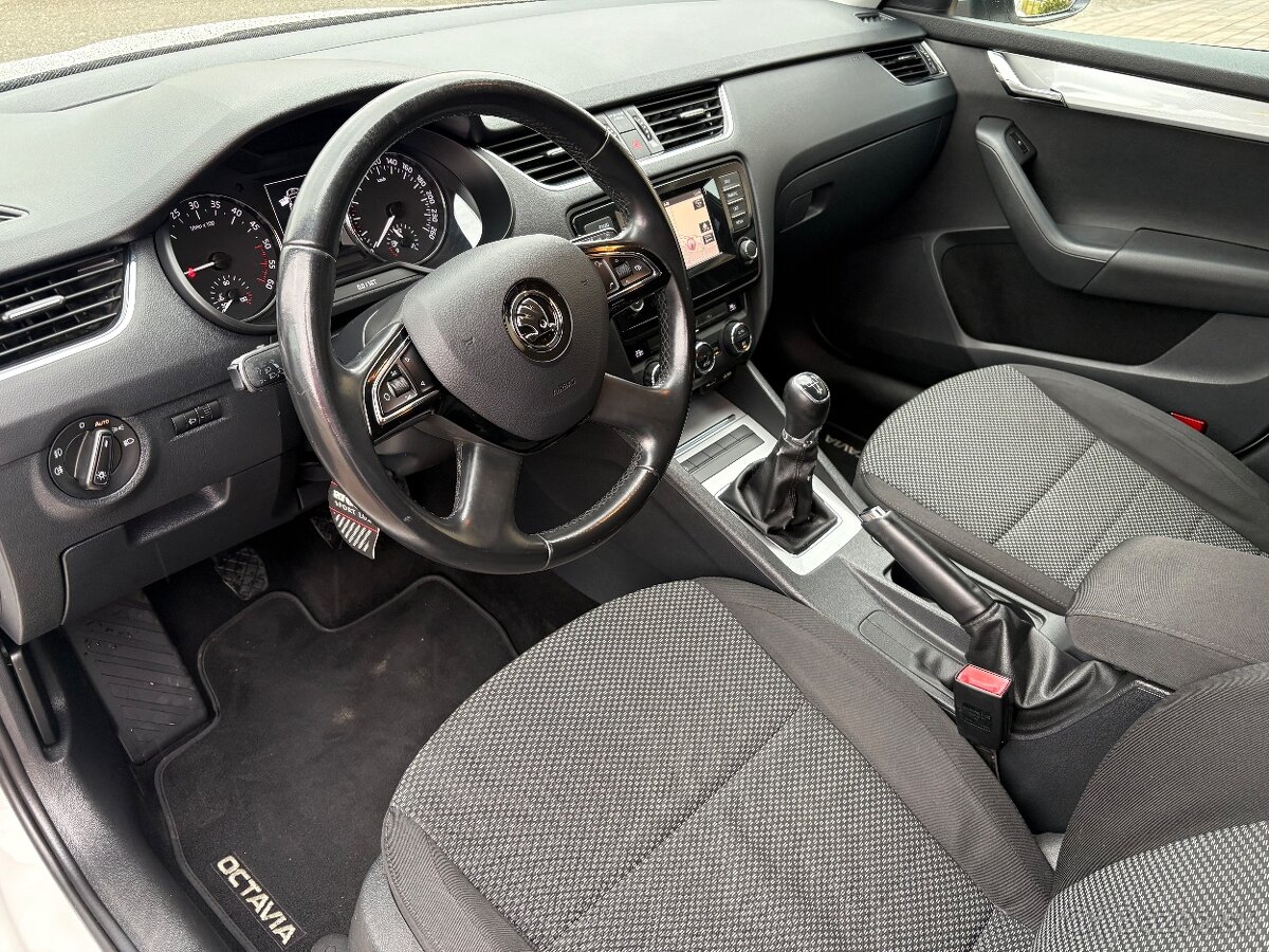 Škoda Octavia Combi - 5