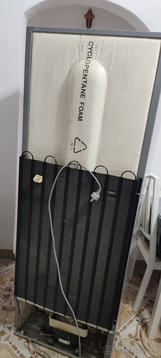 Chladničku s mrazničkou - 5