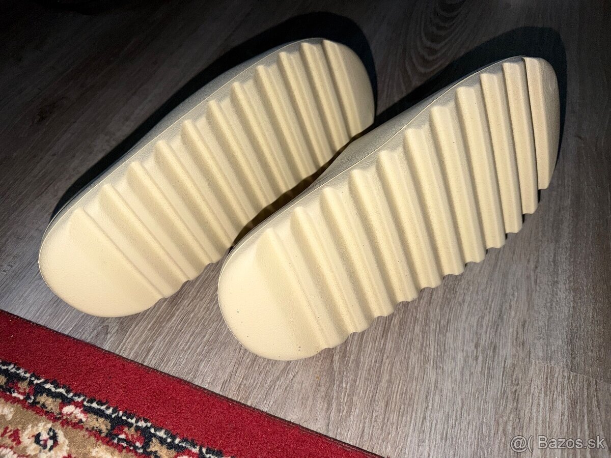 Adidas Yeezy Slide Bone veľ. 45/46 - 5
