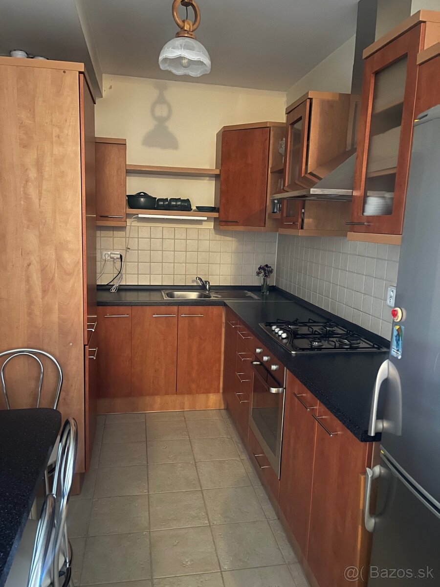 3 izb. byt na predaj, BJ - 5