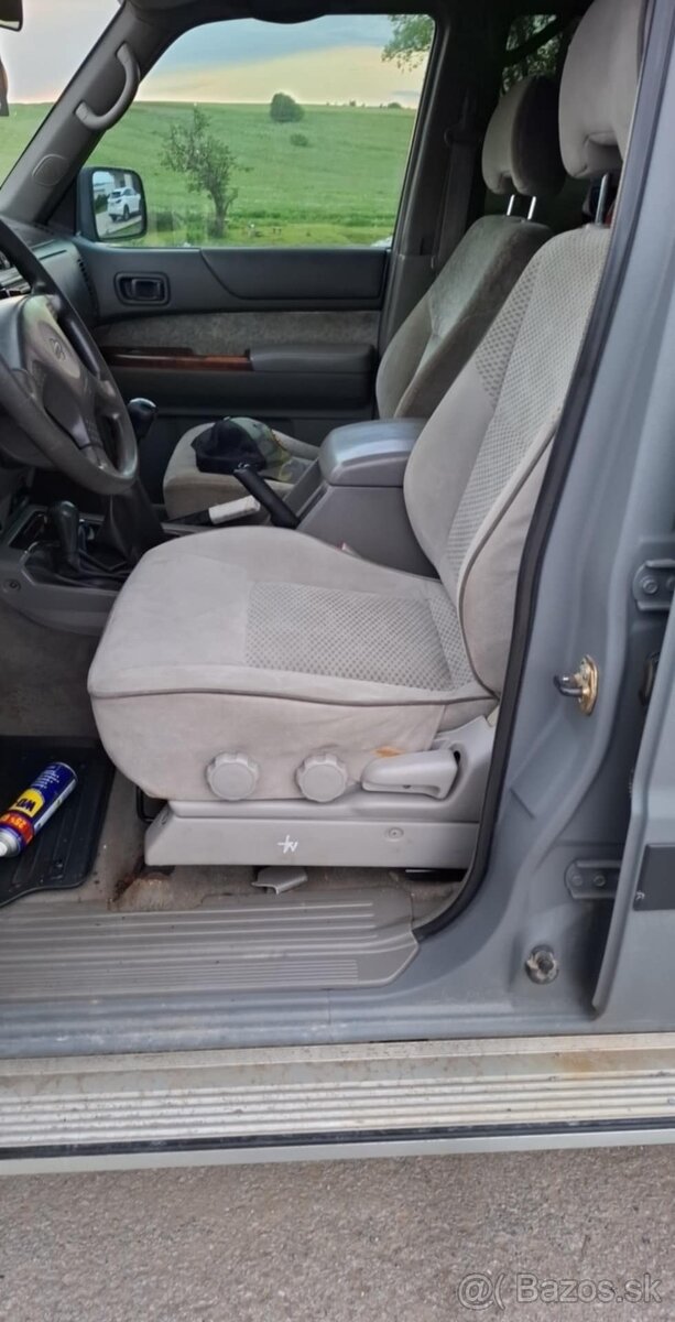 nissan Patrol y61 2,8