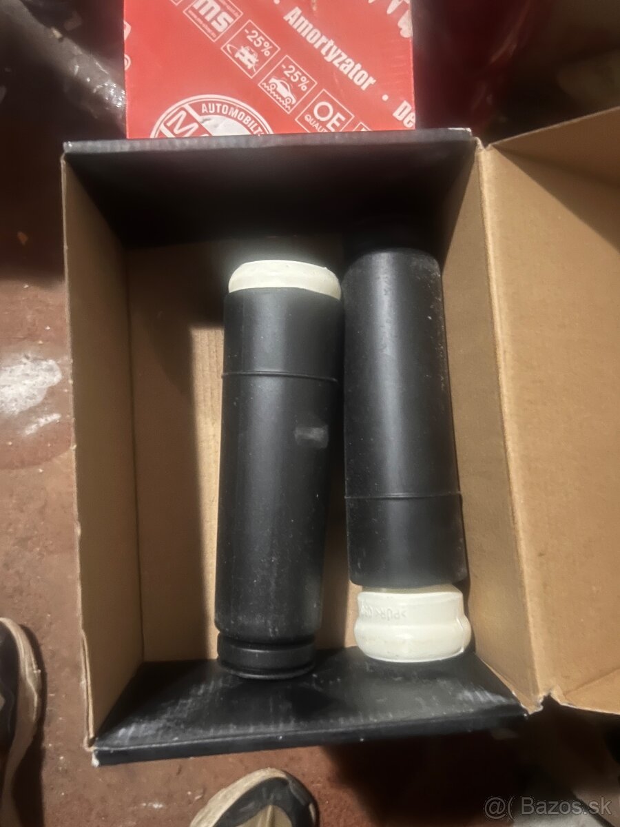 Tlmiče pérovania predné Škoda Octavia I - 5