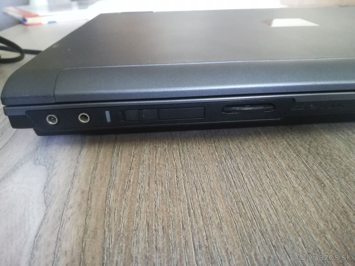 Notebook Fujitsu Siemens Esprimo Mobile X9510 - 5