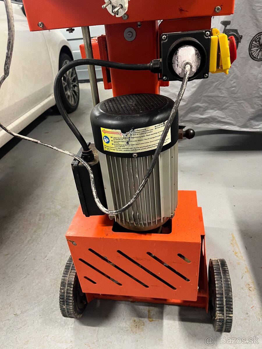 Predám 6T štiepačku na drevo ATIKA - 5