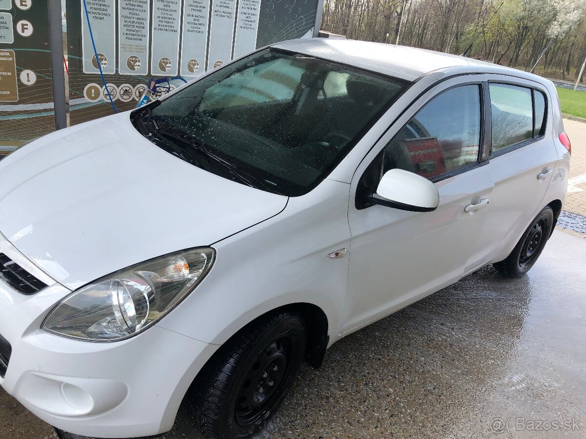 Hyudai i 20 2012 - 5