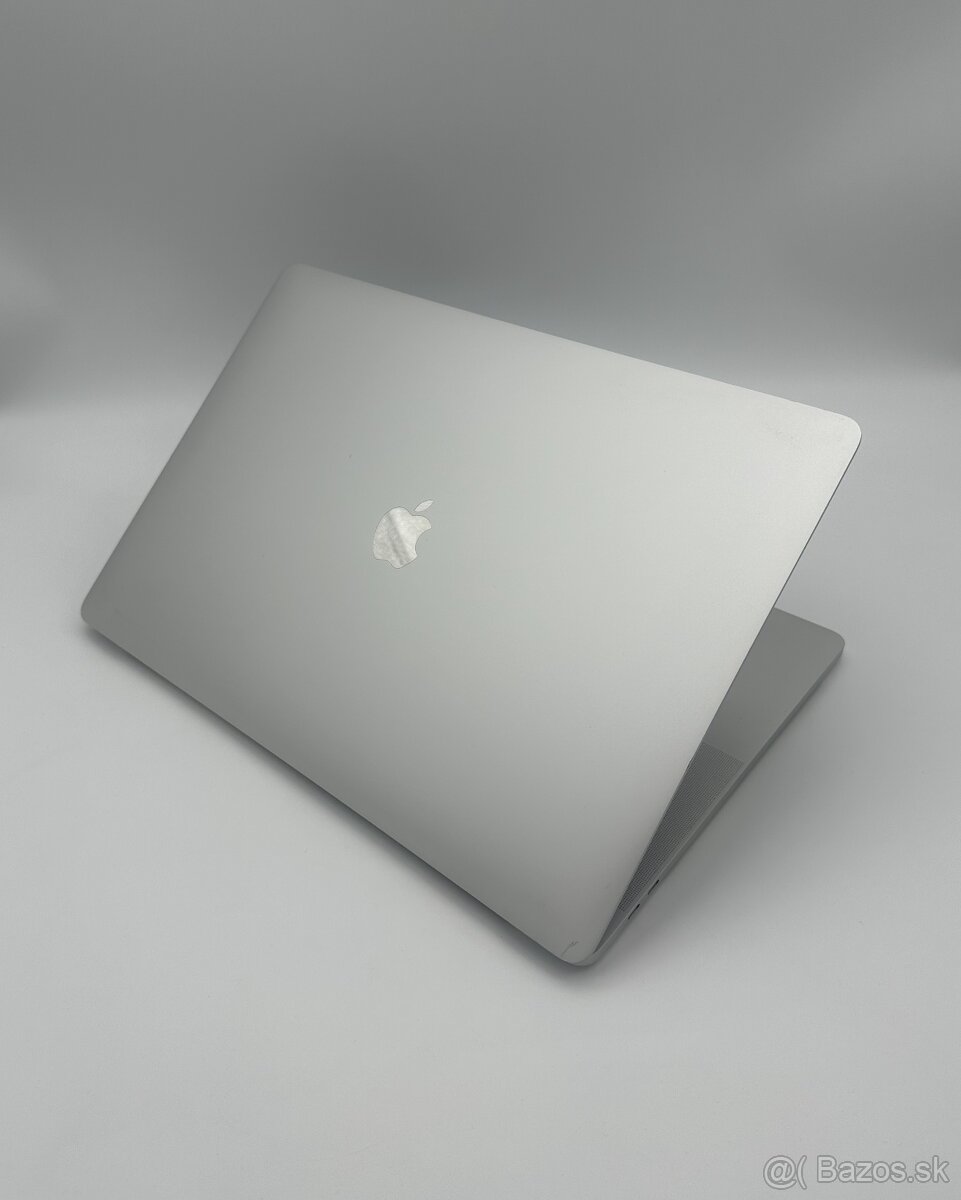 MacBook Pro 16" 2019 CTO Silver + ZÁRUKA - 5