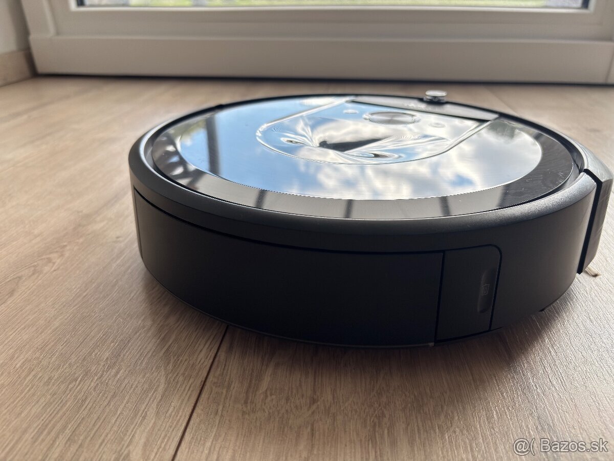 iRobot Roomba i7 - 5