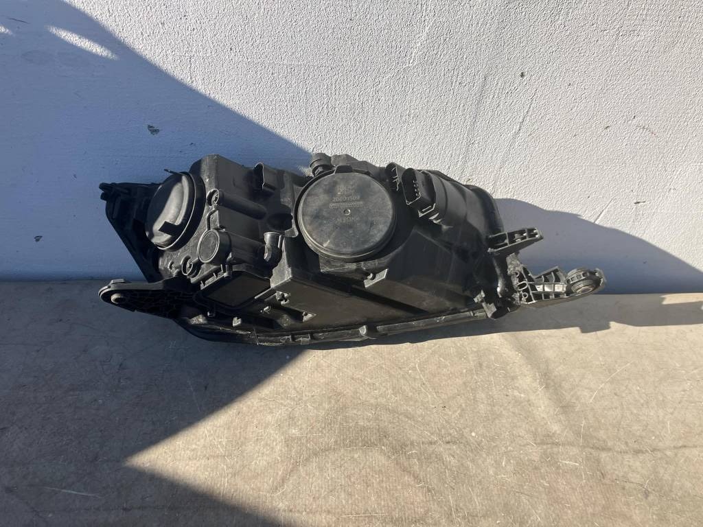 ŠKODA FABIA 3 III LIFT 18- ĽAVÉ PREDNÉ SVETLO - 5