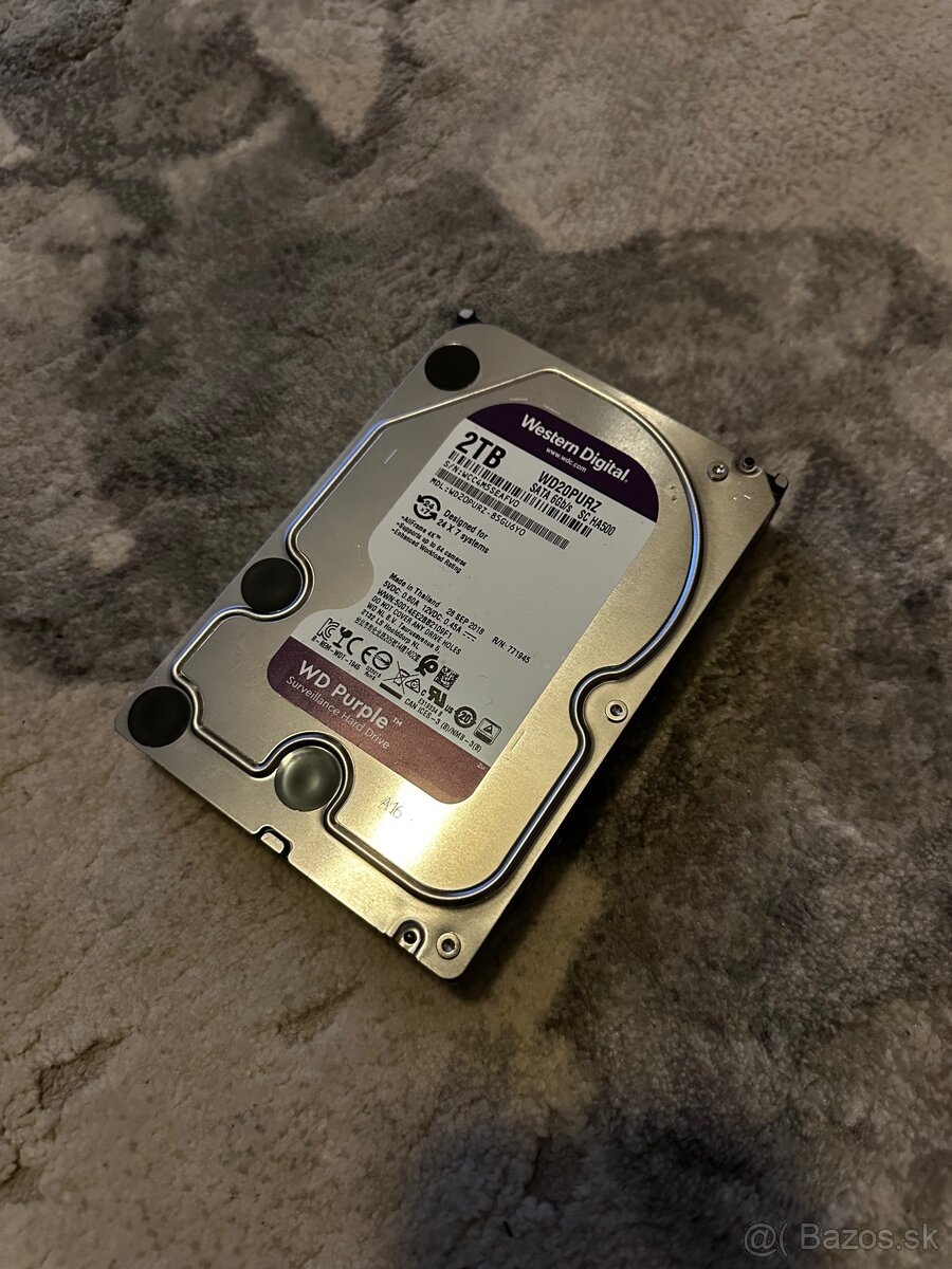 Hikvision NVR - na 4 POE kamery + HardDisk - 5