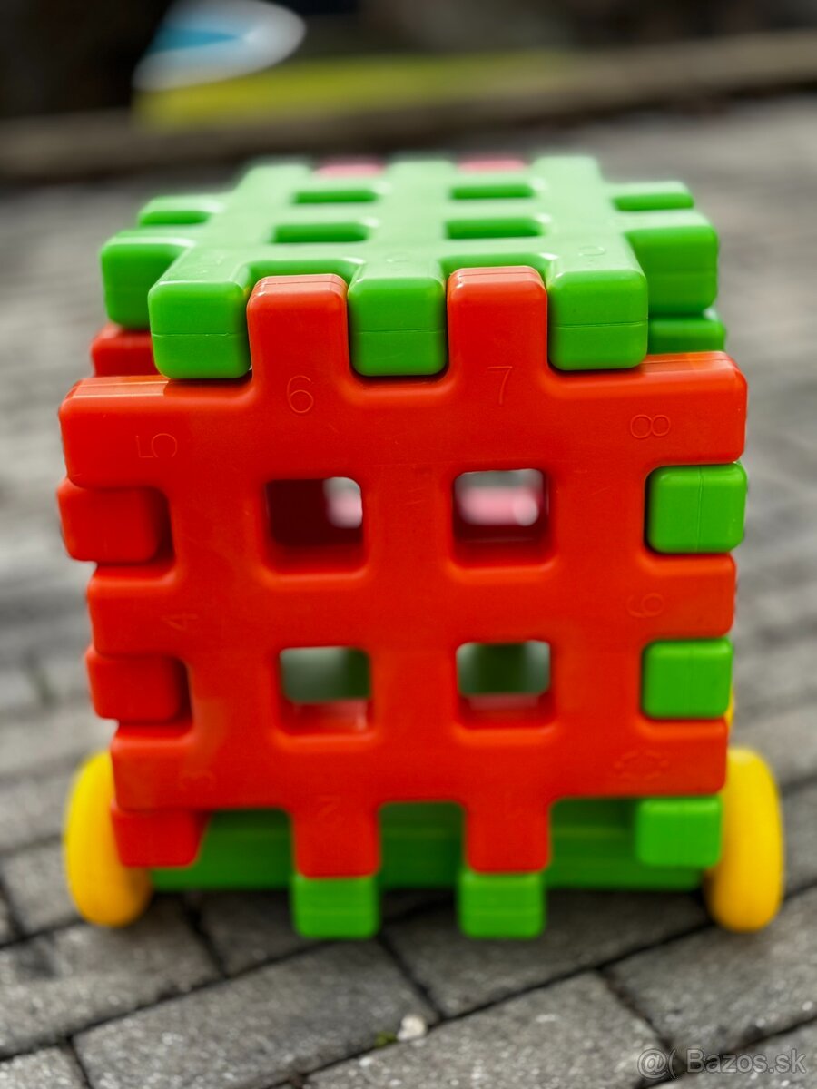 predám stavebnicu veľké kocky 20ks - 5