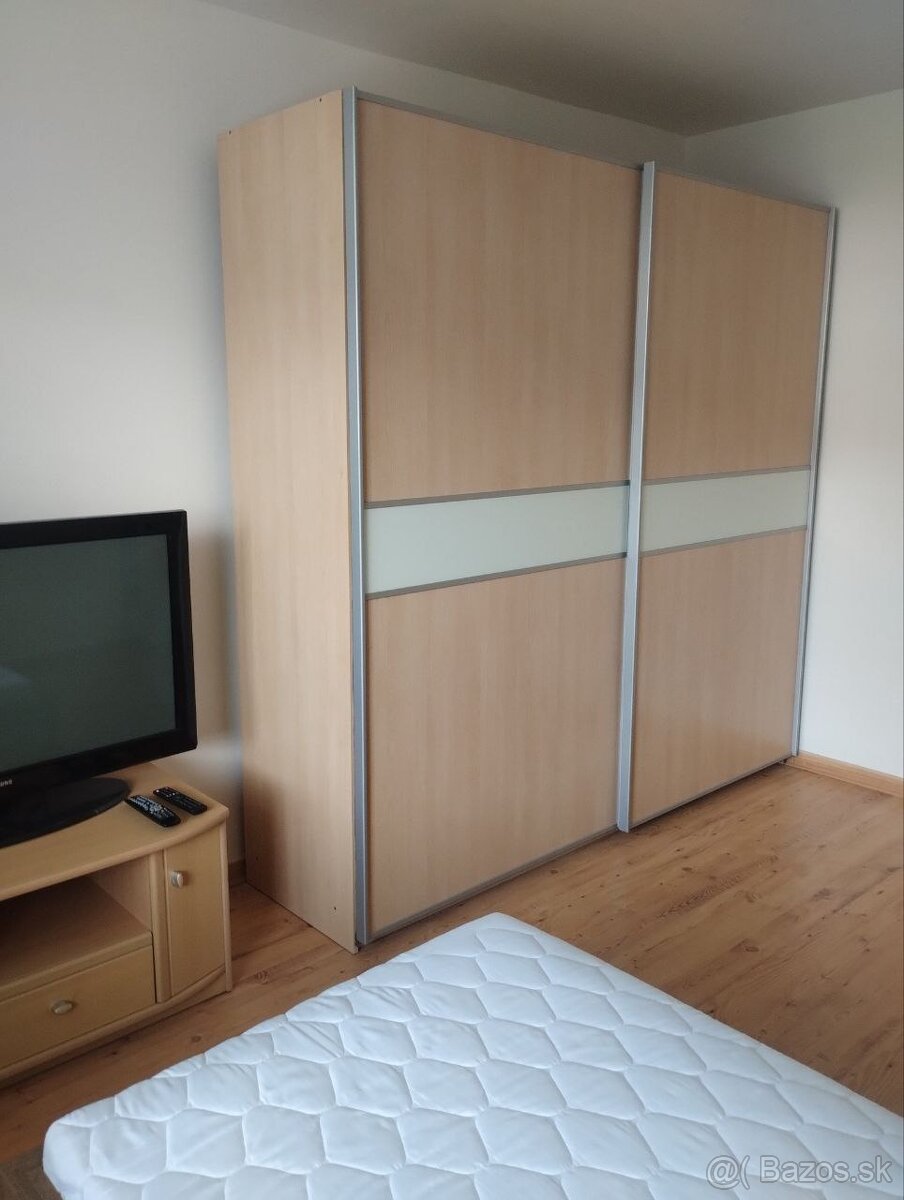 Dám do prenájmu jednoizbový byt - 5