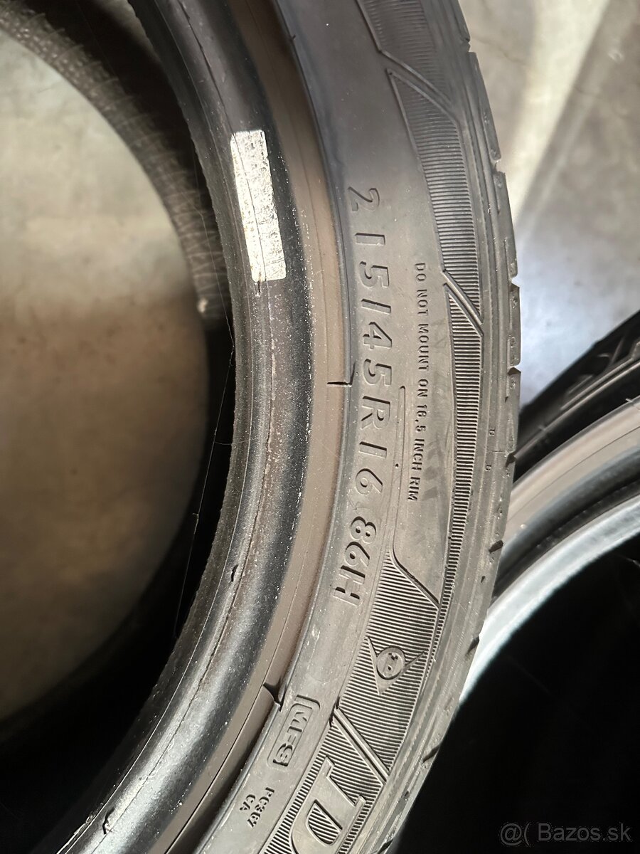 Dunlop Sport Maxx 215/45 R16 - 5