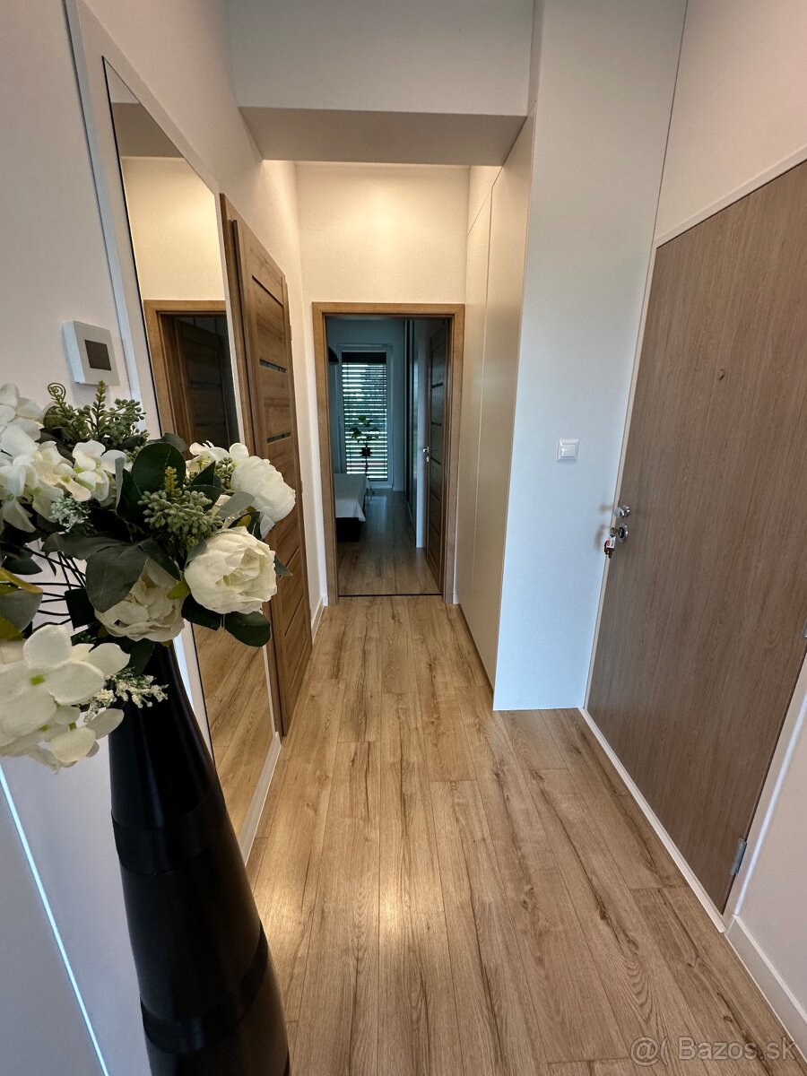 Na predaj zariadený 2 izbový byt s balkónom v Senci - 5