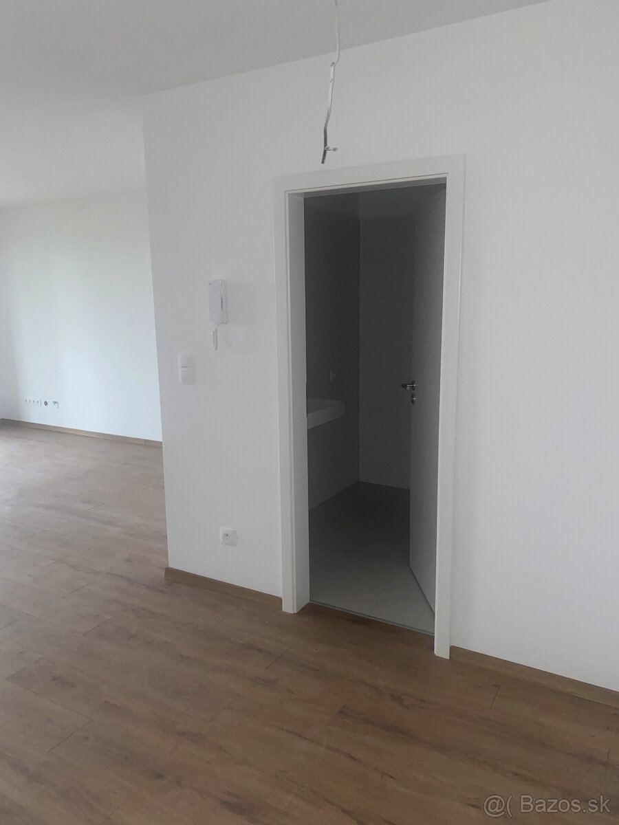 Predám 1 izbový byt v projekte VERDENA novostavba - 5