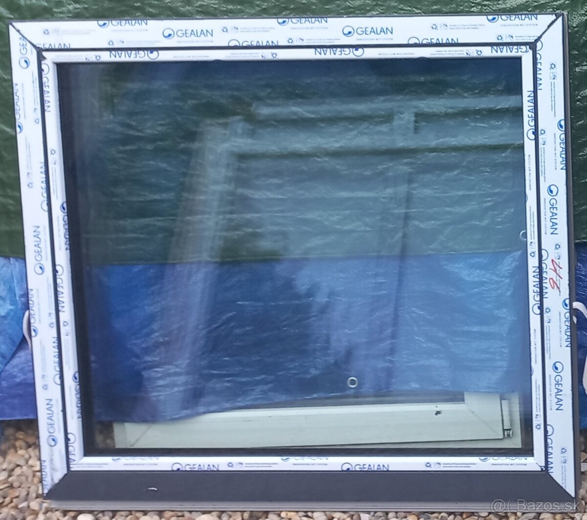 Predám fix okna:114 x 55,119 x 69,106x54,107x95, antracit - 5