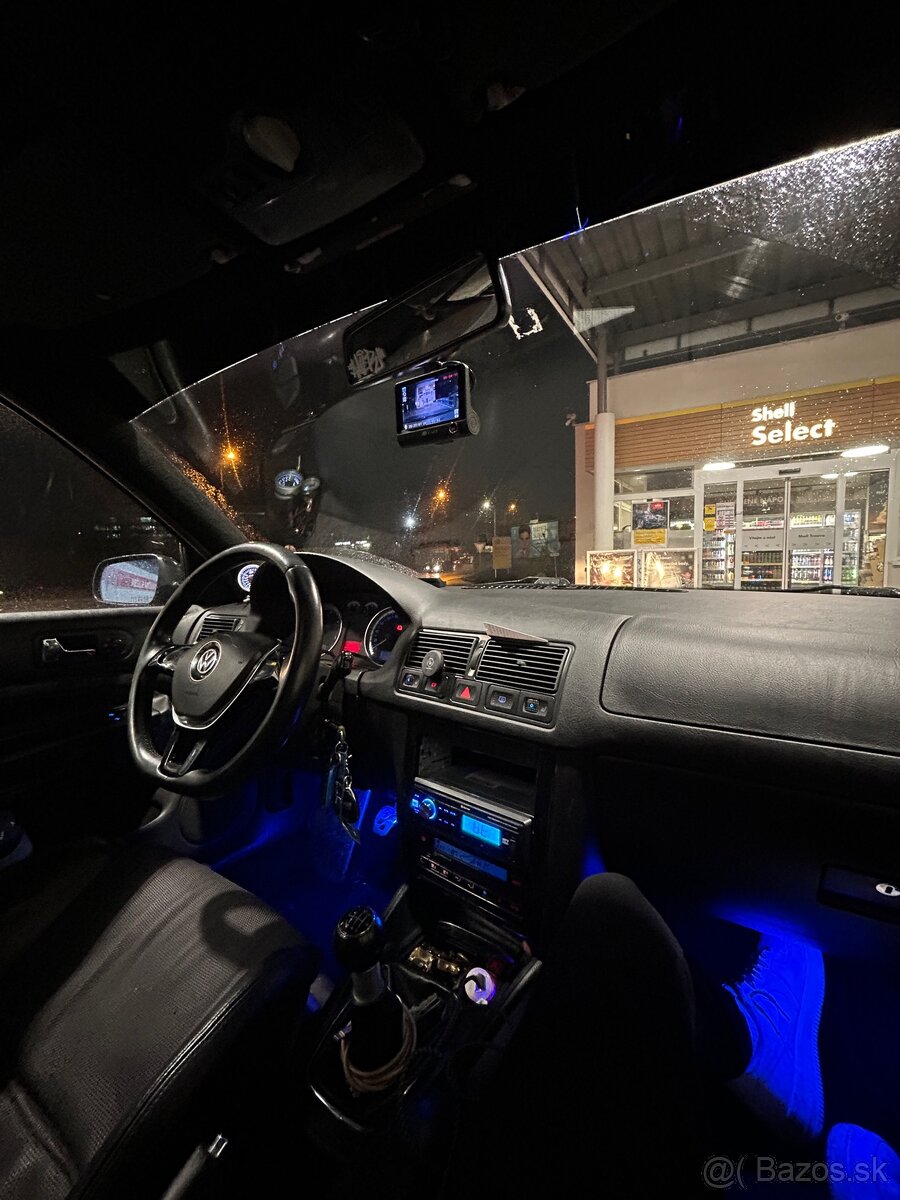 Volkswagen Golf mk4 - 5