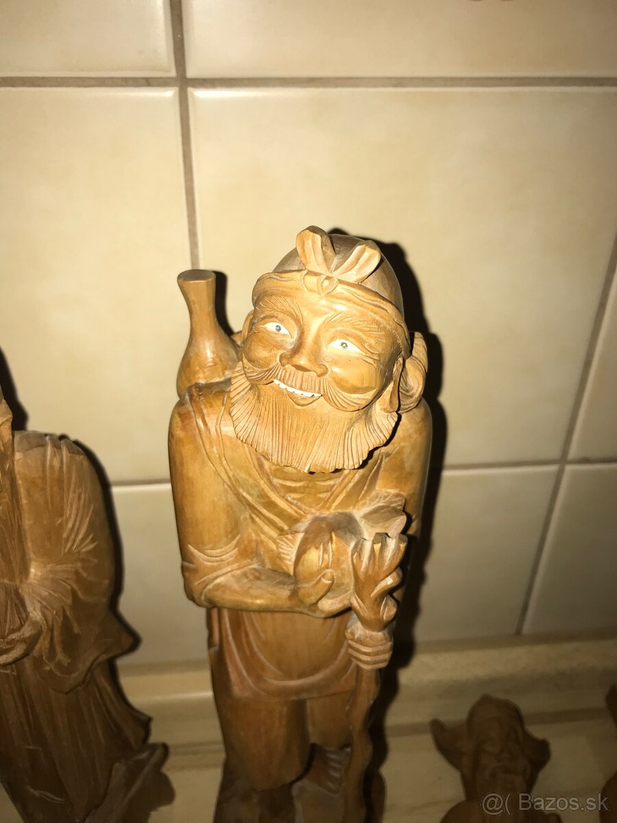 Drevené sošky. - 5