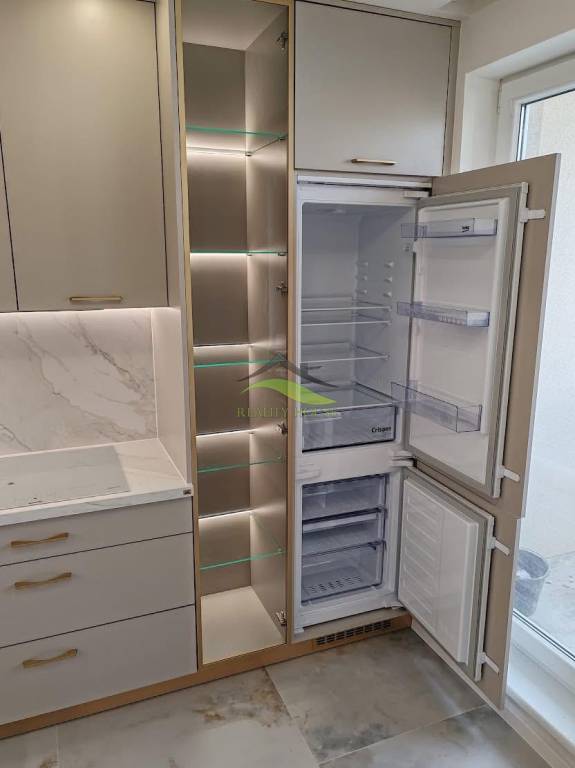 EXKLUZIVNE .... Luxusný 3 izbový byt na Hollého v Michalovc - 5