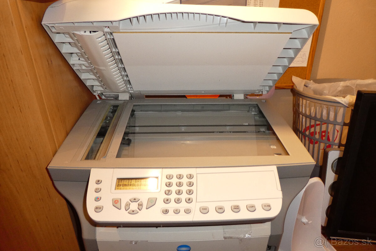 Konica Minolta 1600f - 5