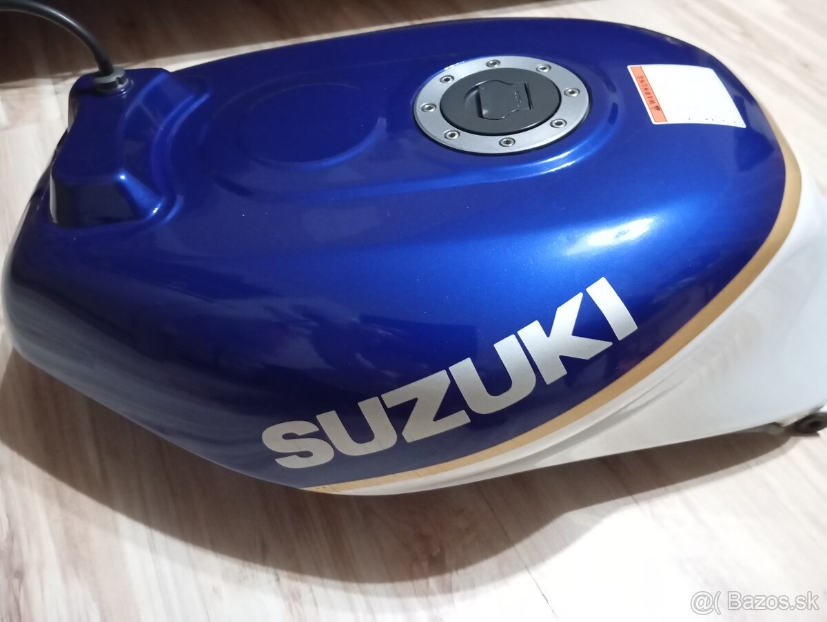 Suzuki GSX-R 1100 - 5
