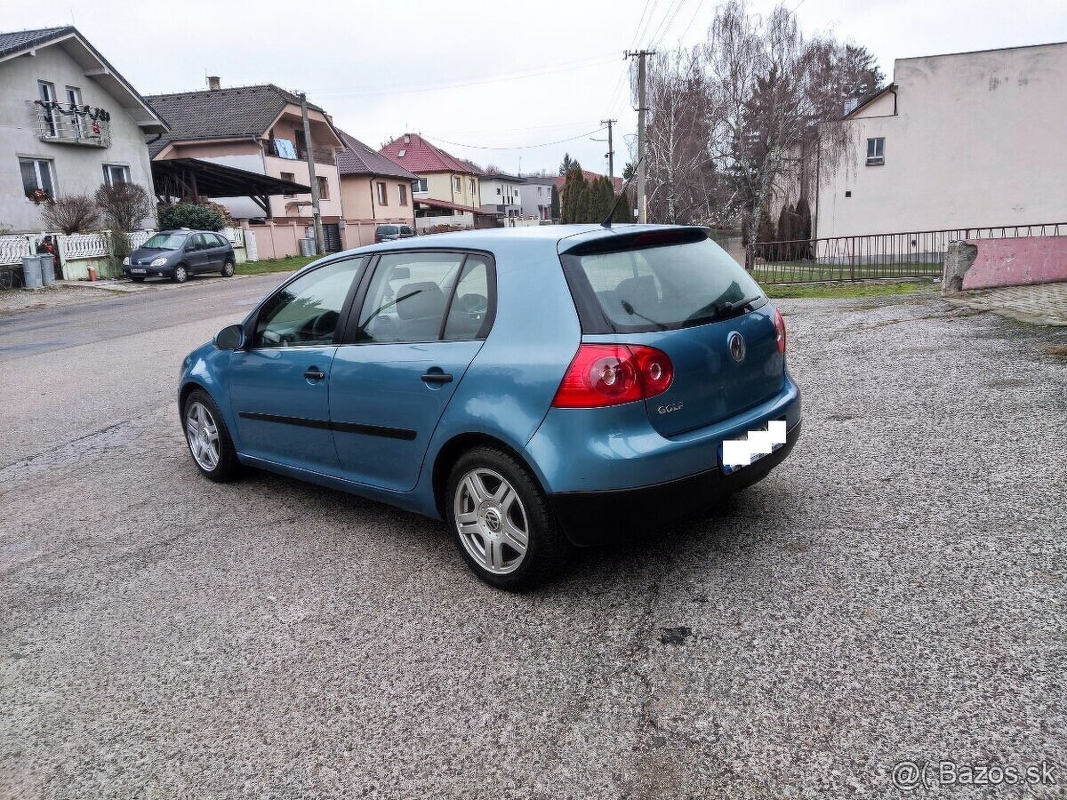Volkswagen golf 5 1,4 55kw benzín - 5
