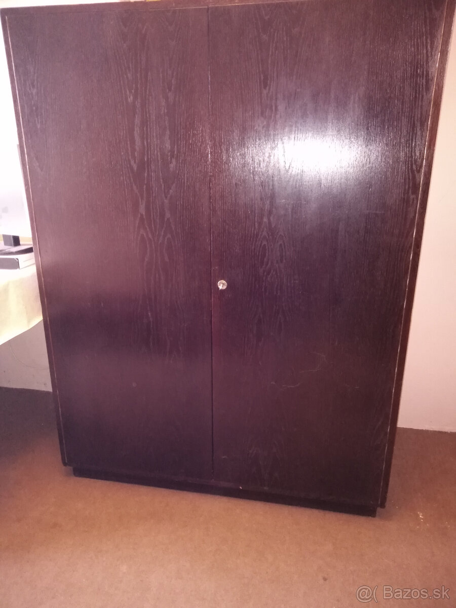 Kvalitný nábytok z 50-tych rokov - 5