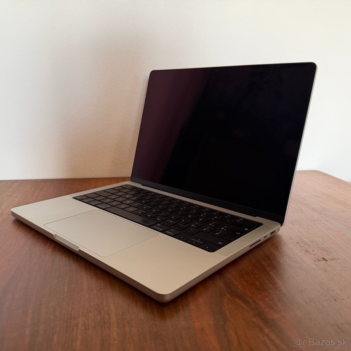 Macbook Pro M1 Pro 14" (2021), 16GB, 1TB SSD - 5