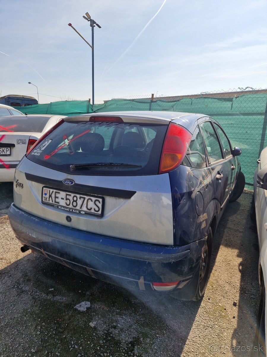 Ford Focus 2003 1,4i - 5