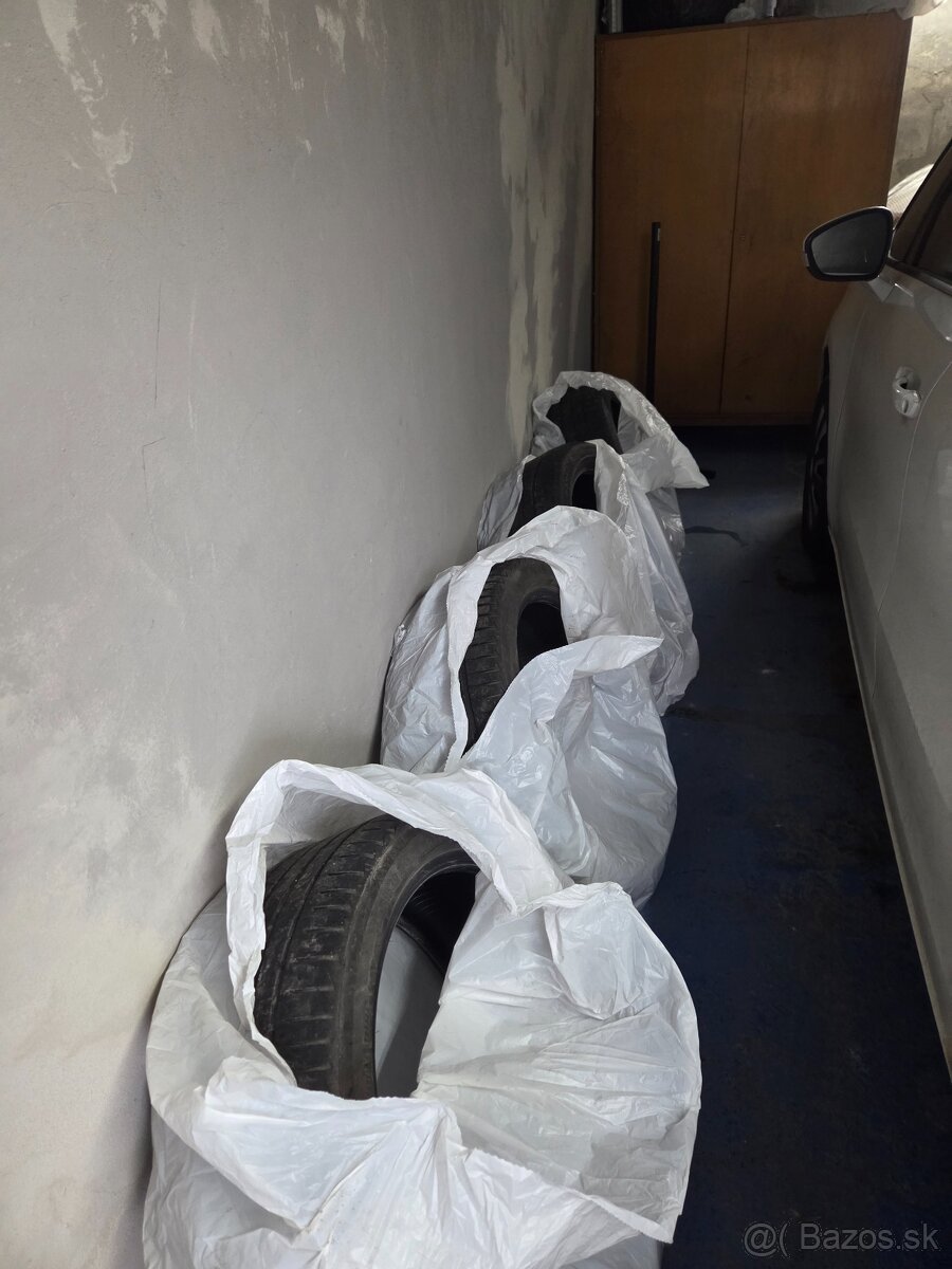 Bridgestone Letné 245/40R19 -94W - 5