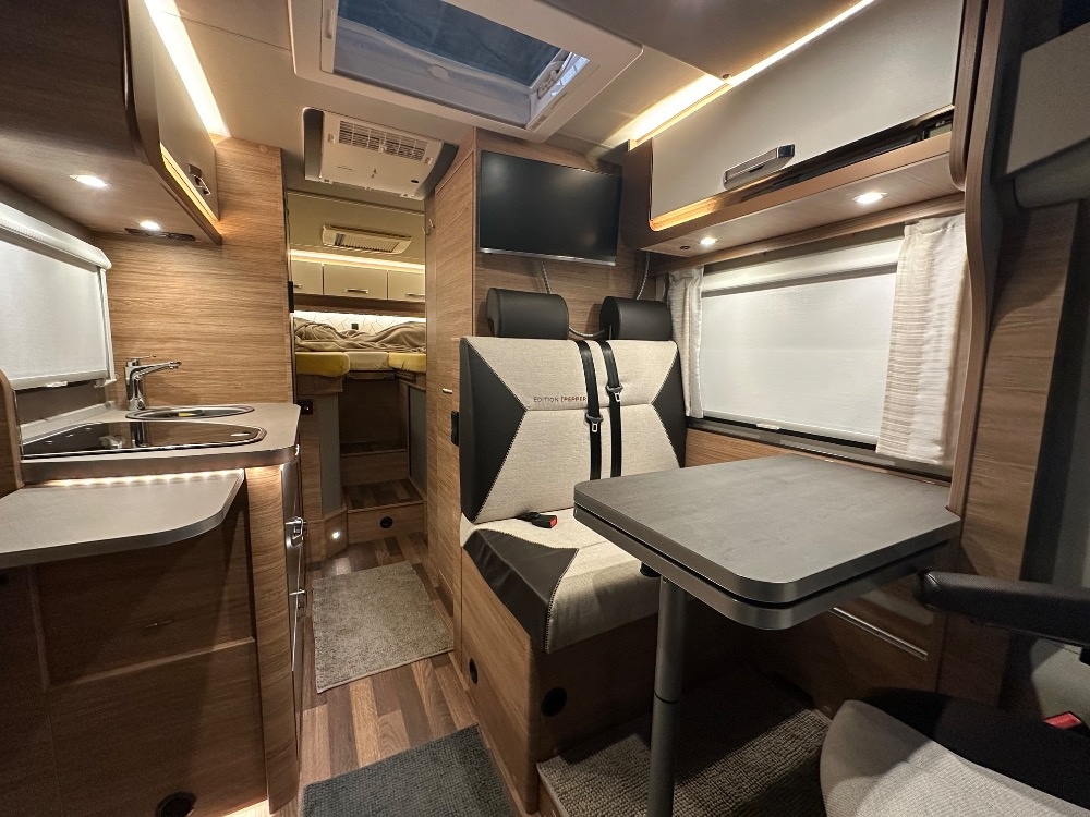 Obytné auto Fiat Ducato 2.3 195 HP VYBAVENÉ - 5