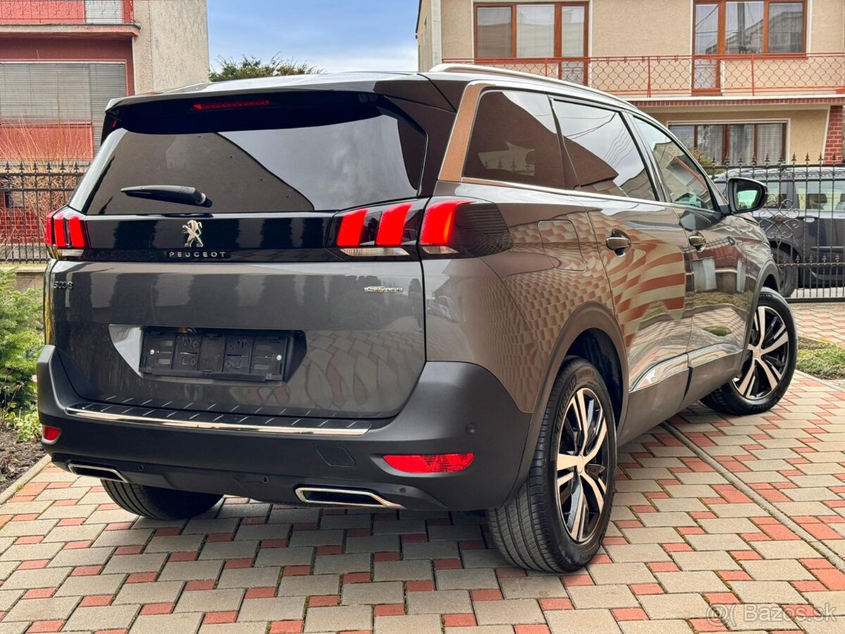 Peugeot 5008 - 5