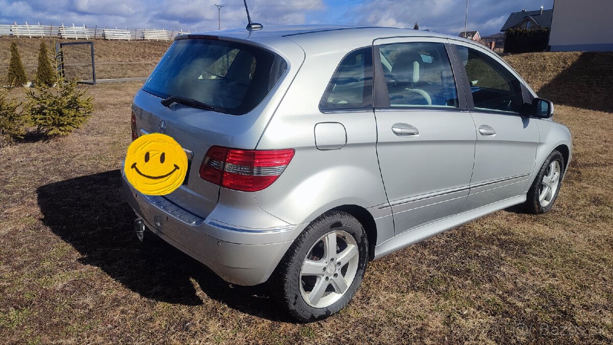 Mercedes-Benz B180 - 5