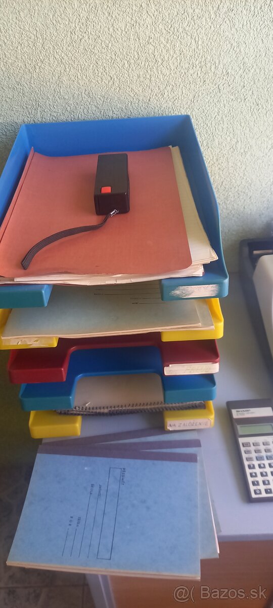 Písací stroj , retro kancelárske potreby - 5